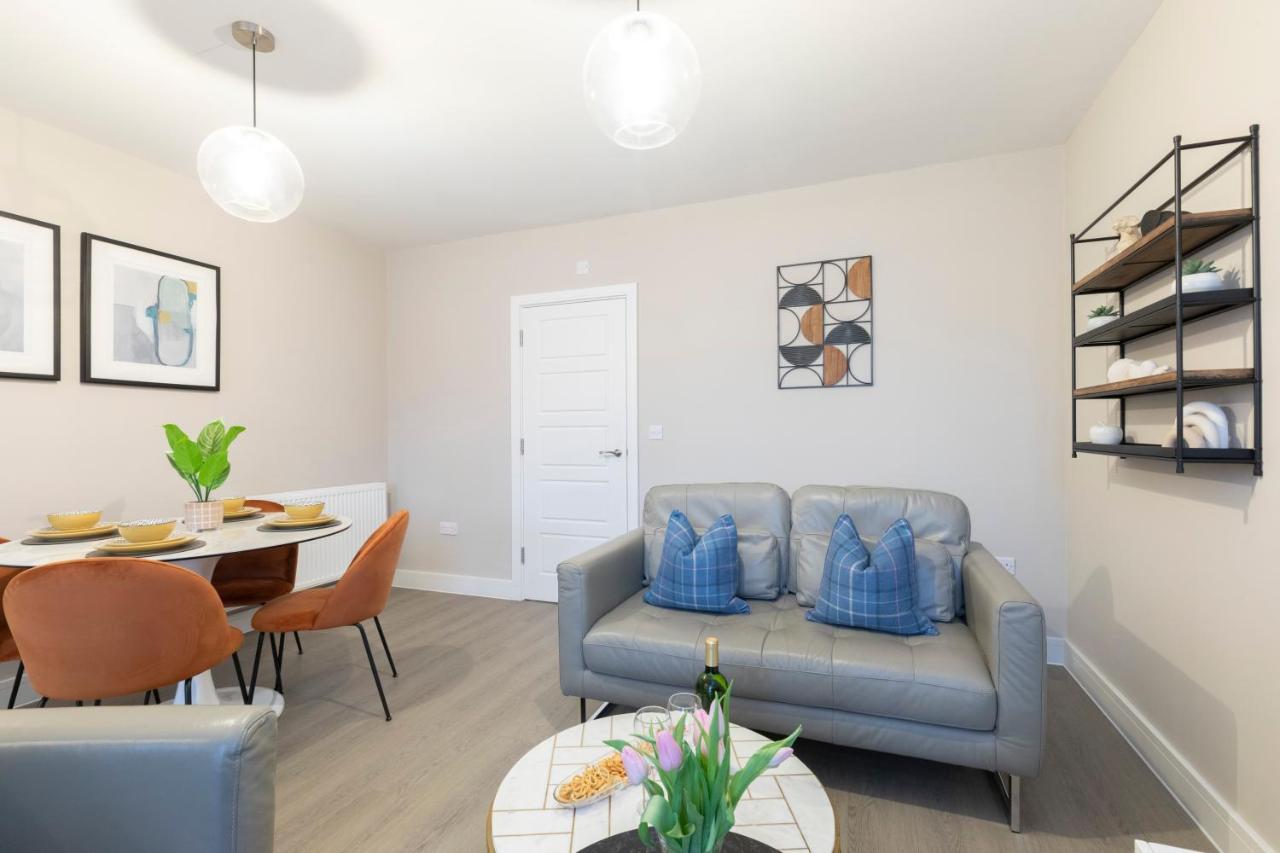 Elliot Oliver - Chic 2 Bedroom Town Centre Apartment Cheltenham Eksteriør billede